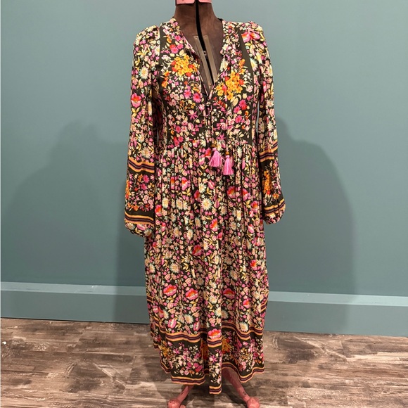 Spell Multicolor Long Sleeve Dress - Picture 2 of 7